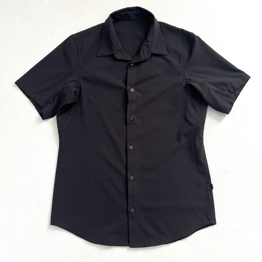 Lululemon Men Solid Black Button Front Collar Air… - image 1